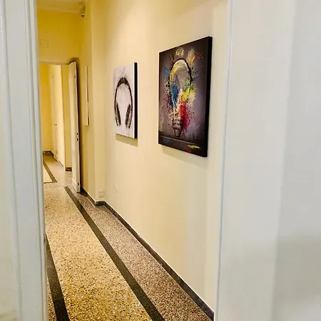 Apartment Music Bridge House